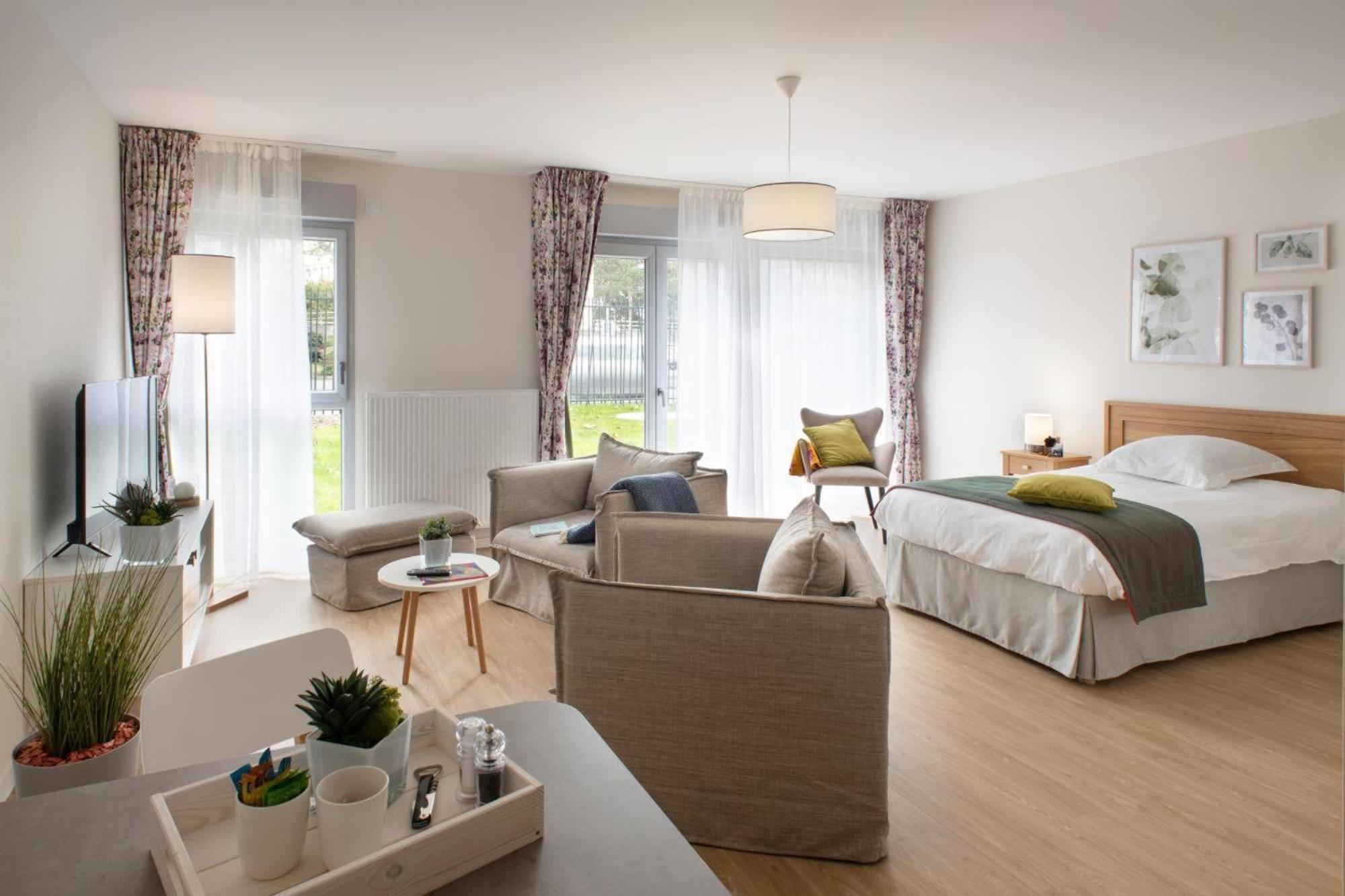 Domitys Seniors - La Palangre Appart hôtel *